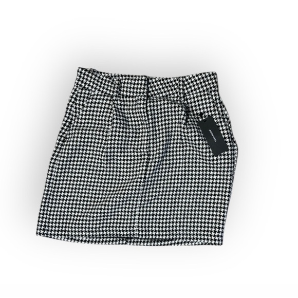 Vero Mode Black White Harper Short Houndstooth Skirt NWT Size 6 - Picture 1 of 6